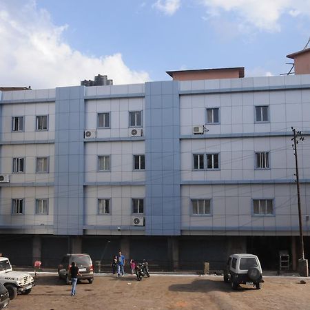Hotel Barbareek Shillong Esterno foto