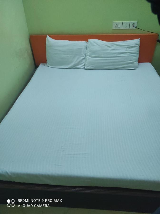Hotel Barbareek Shillong Esterno foto