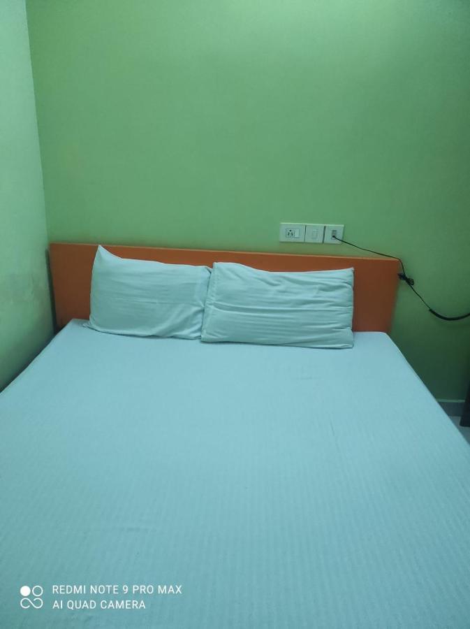 Hotel Barbareek Shillong Esterno foto