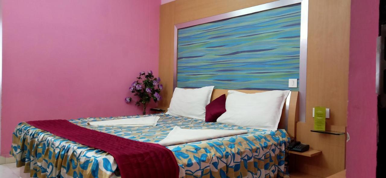 Hotel Barbareek Shillong Esterno foto