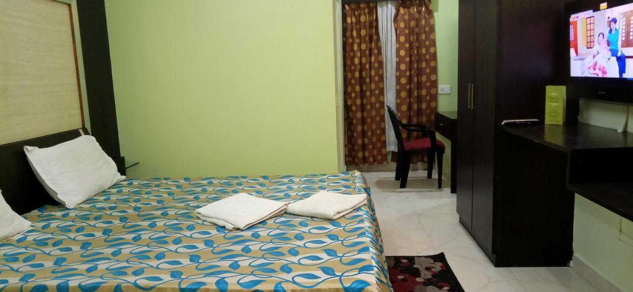Hotel Barbareek Shillong Esterno foto