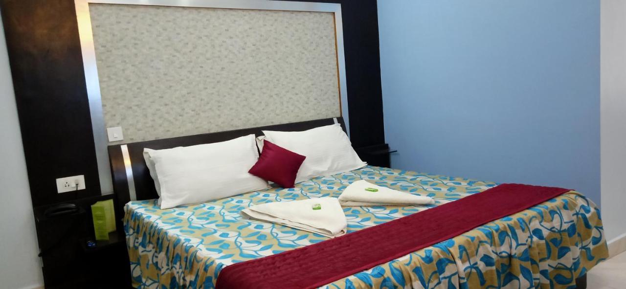 Hotel Barbareek Shillong Esterno foto