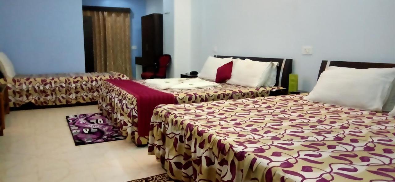 Hotel Barbareek Shillong Esterno foto