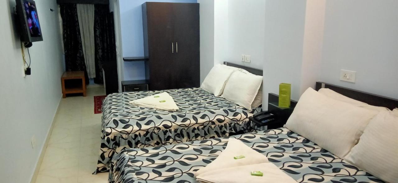 Hotel Barbareek Shillong Esterno foto